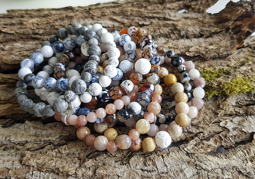 ARMBAND